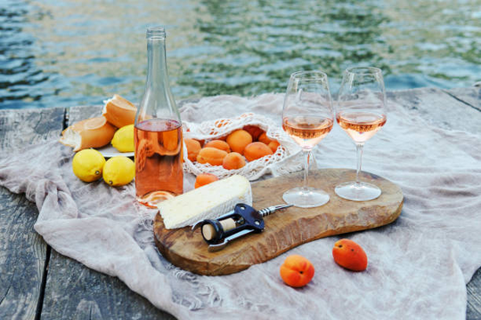 Weekend Wines: Exquisite Wines for a Casual Weekend