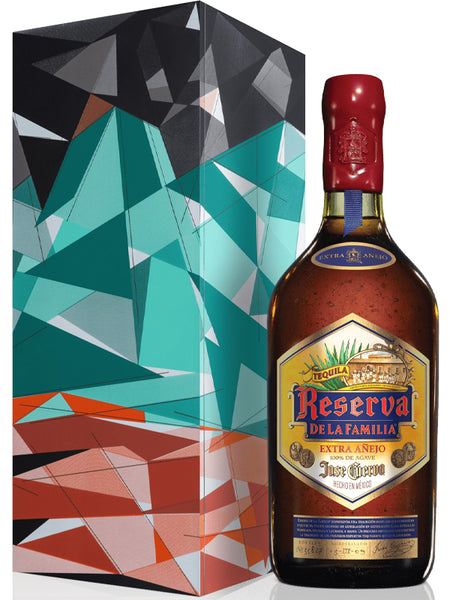 Jose Cuervo Reserva de la Familia テキーラ Jose Cuervo Reserva de La Familia Extra Añejo Tequila